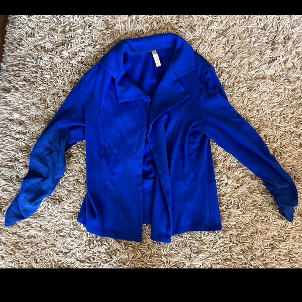 Necessitees jacket / cover up • size medium